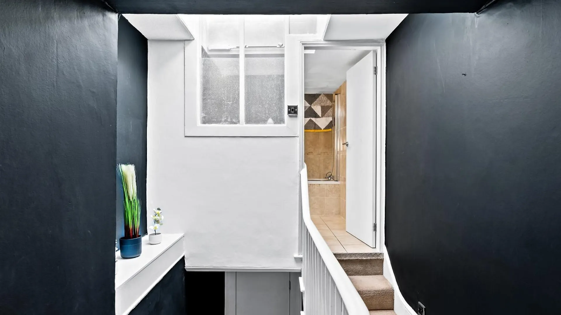 Daire Modern 3 Bedroom Maisonette In Brighton City Centre, 2 Minutes From Sea Front, Lanes And Palace Pier